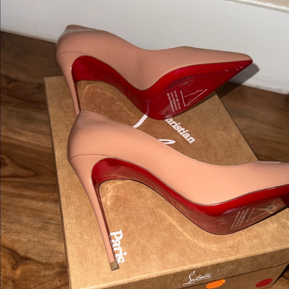 Christian Louboutin Nude Patent Leather Heels - Picture 3 of 5